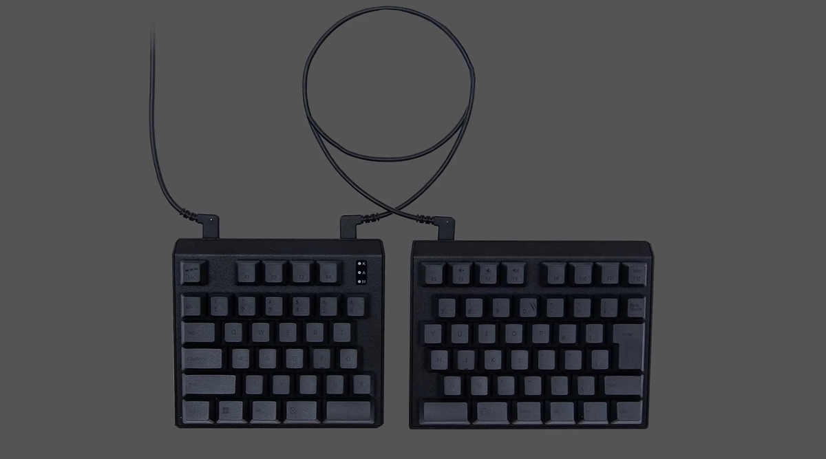 東プレ「REALFORCE RS1」正式発表｜79キー日本語配列の左右分割