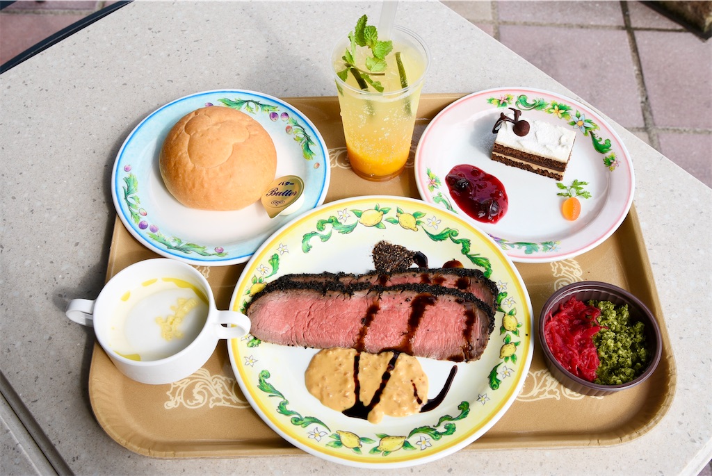 食レポ】絶品！カフェ・ポルトフィーノのファンタジースプリングスを