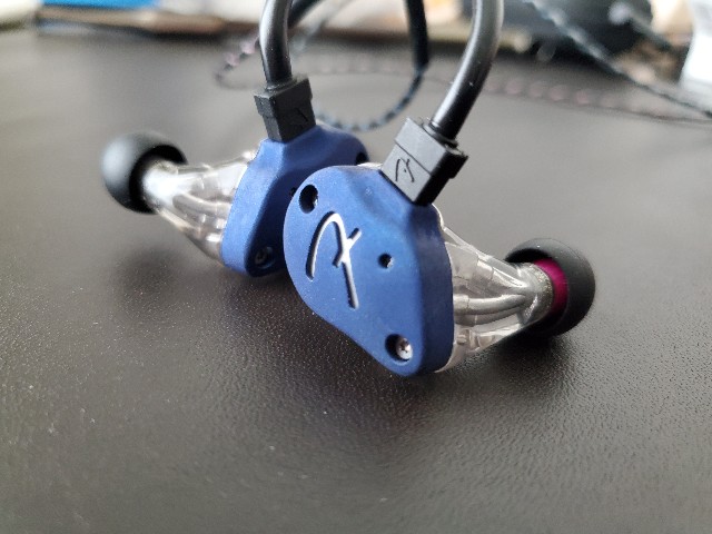 イヤホン】2連続でイヤホンがぶち壊れた話 - TEPPANnoHELMET's blog