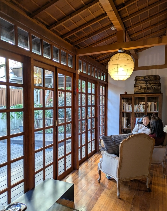 別の部屋に設けられた縁側（広縁）の利用状況。