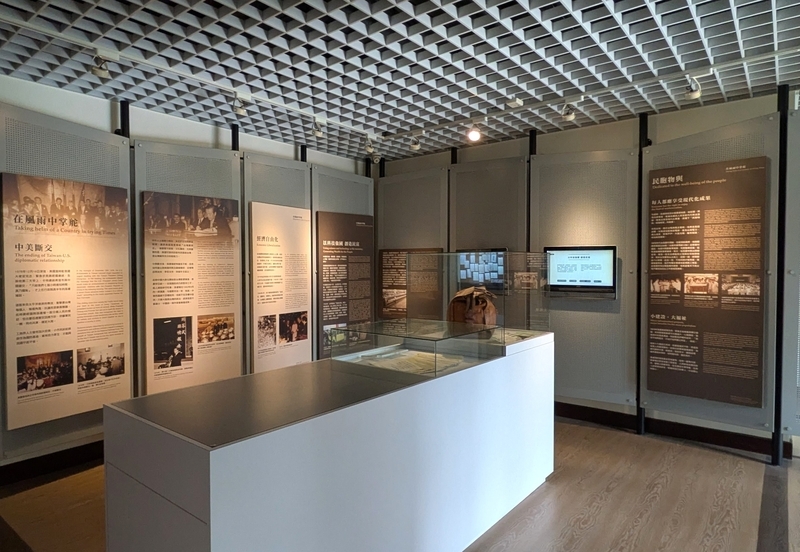 洋館1階に設けられた展示空間。