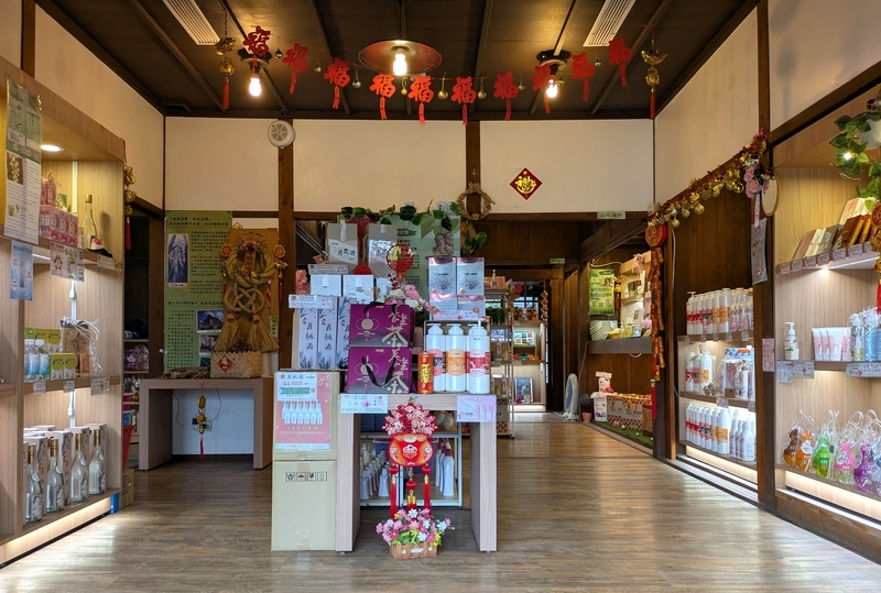 月桃故事の店内売り場。