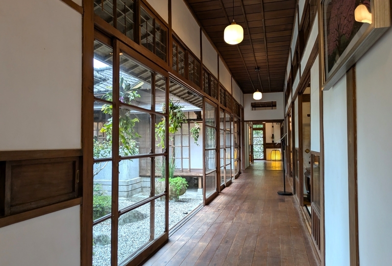 別の広縁。