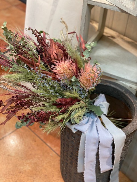 アーティス1F》💐ウェディングブーケ💐ディスプレイのご紹介
