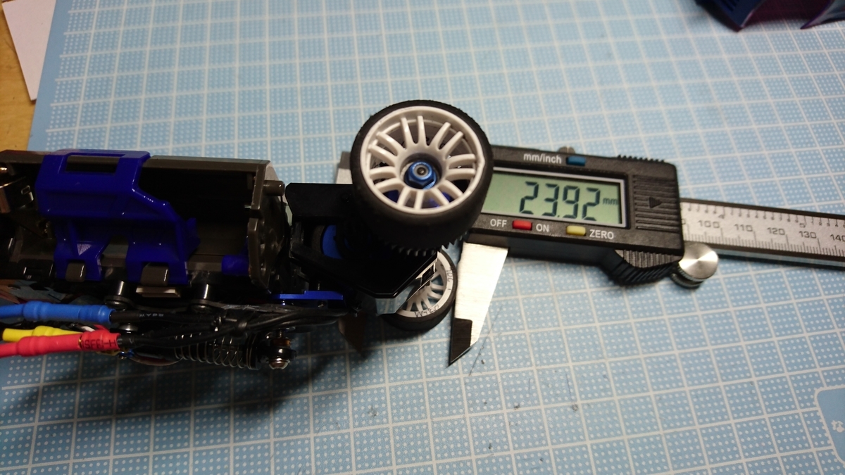 Mini-Z】タイヤ径を計ってみた - てぃ～えるのミニッツとガンプラ奮闘記