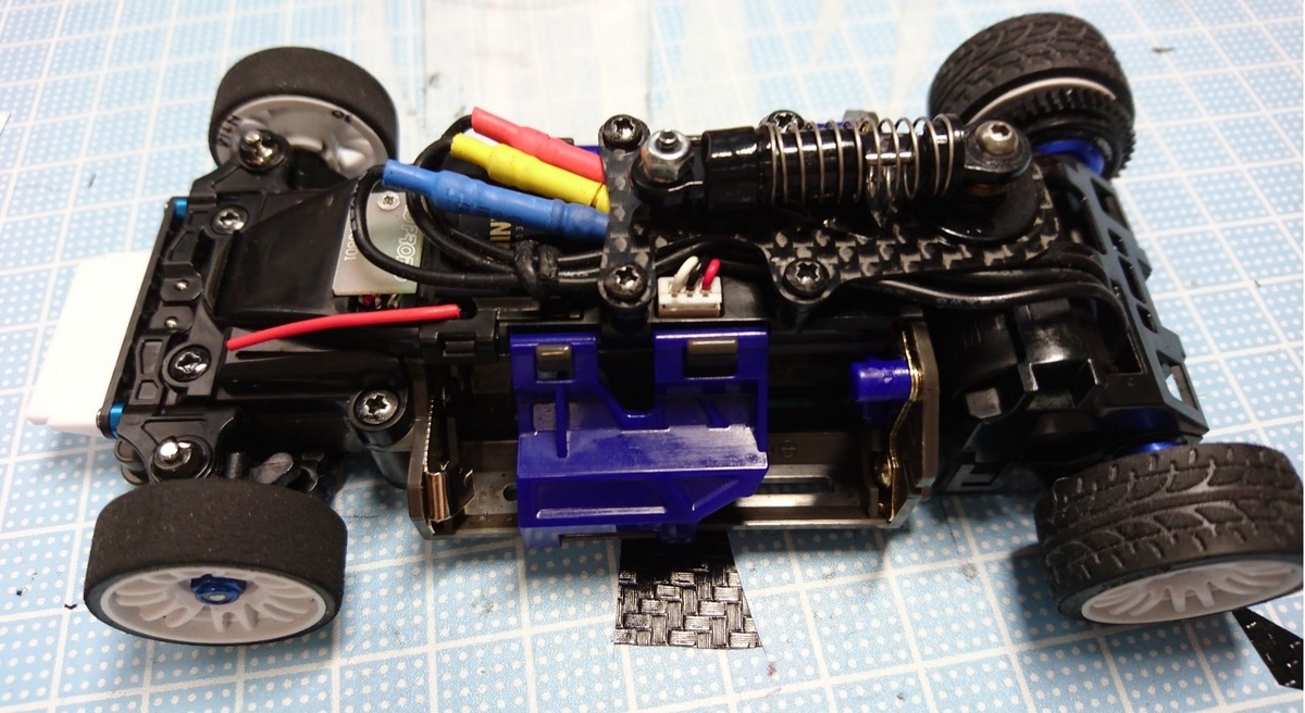 Mini-Z】MR-03 インナーチューブダンパーを使ってナローマシンを