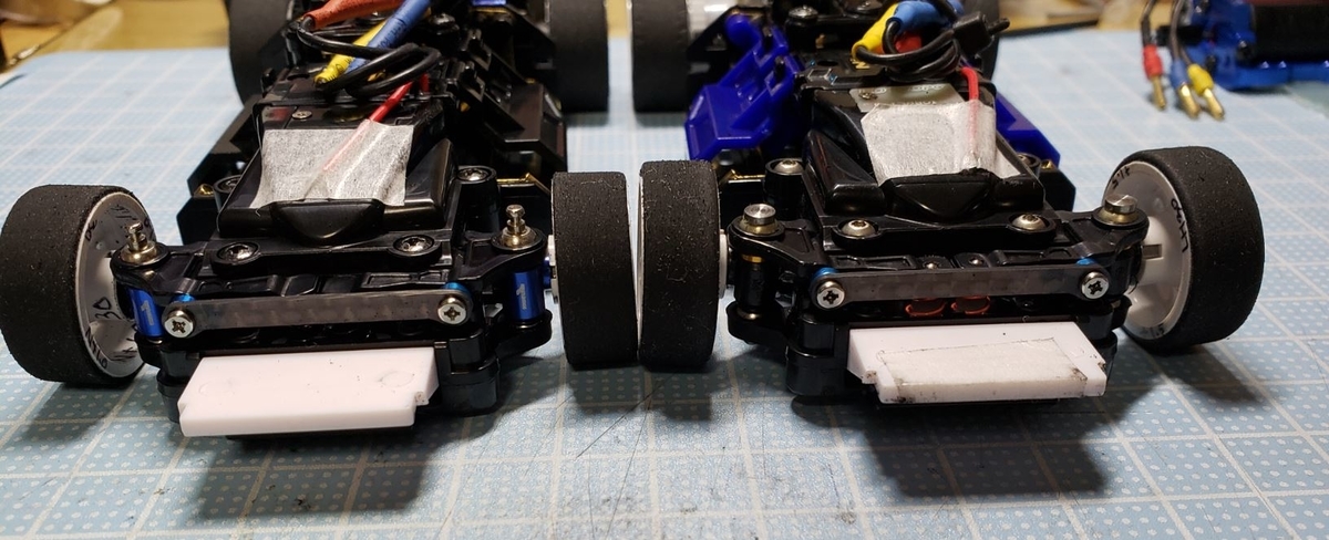 Mini-Z】MR-03 EVOとVE Proの違いに衝撃を受けました! - てぃ~えるのミニッツとガンプラ奮闘記 Mini-Z】MR-03 EVOとVE Proの違いに衝撃を受けました! - てぃ~えるのミニッツとガンプラ奮闘記
