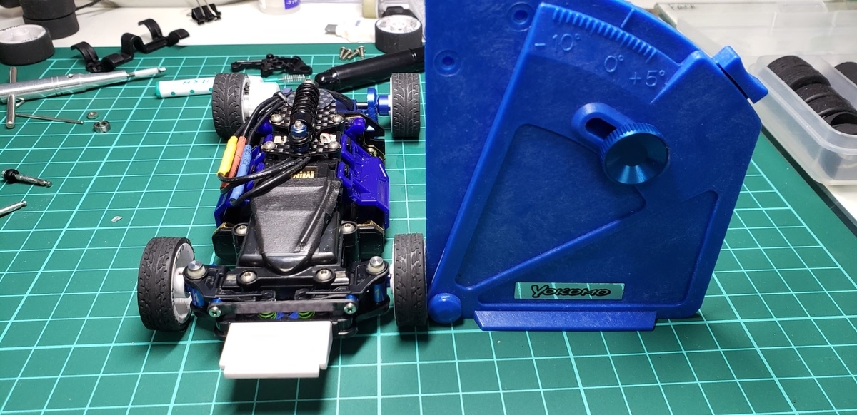 Mini-Z】フロントキャスター仕様(※通称：カネアシ)とインナーチューブ