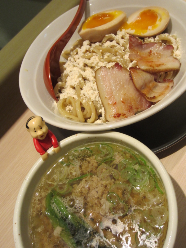 f:id:TOMASSOON:20111101080140j:image:w360