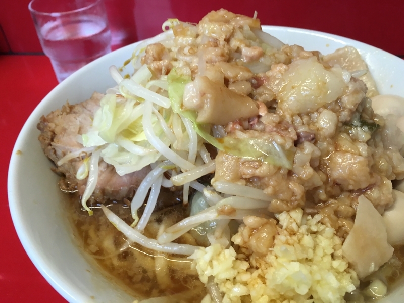 今週のラーメン3519 ラーメン二郎 西台駅前店 東京 西台 ラーメン半分 ニンニクアブラカラメ うずら たとえジジイなっても食い続けたい二郎の世界 もし迷ったら西台かもよ ラーメン食べて詠います 今週のラーメン3519 ラーメン二郎 西台駅前店 東京 西台 ラーメン半分 ニンニクアブラカラメ うずら たとえジジイなっても食い続けたい二郎の世界 もし迷ったら西台かもよ ラーメン食べて詠います
