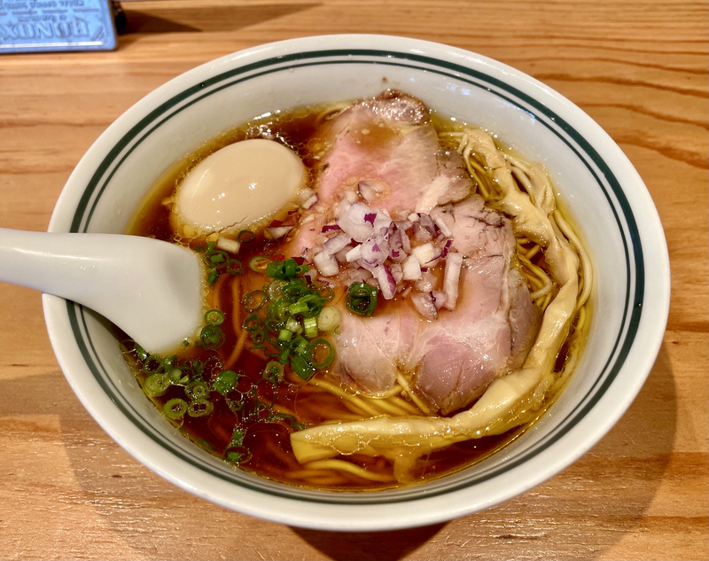 今週のラーメン４６５１ 麺尊rage Renegades 東京 花小金井 味玉rageそば 替え玉 今風鶏醤そばの突き抜け感 高品質な味付き替え玉との最強のコンビネーション クルマでだったら激しくオススメ ラーメン食べて詠います