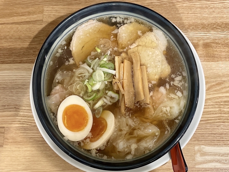 今週のラーメン4853】ワンタンメンの満月 三鷹店（東京・三鷹