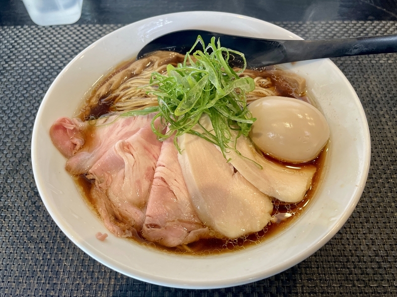 今週のラーメン5382】中華そば 向日葵（東京・三鷹市狐久保）特製