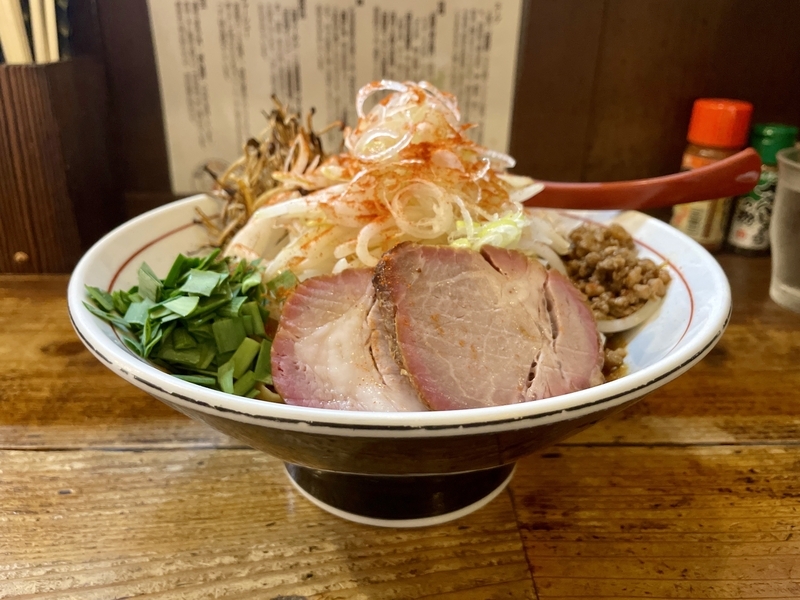 能面 蝉丸(せみまる) Amazon.co.jp: 蝉のおもちゃのフィギュア、模擬蝉 | 磁石付きのリアル