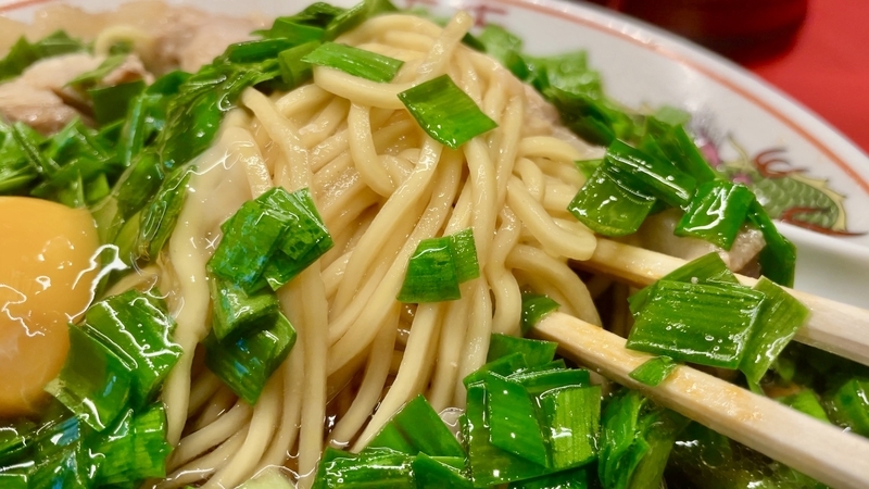 今週のラーメン5587】レバニラ中華 満腹（東京・新御茶ノ水）ニラ