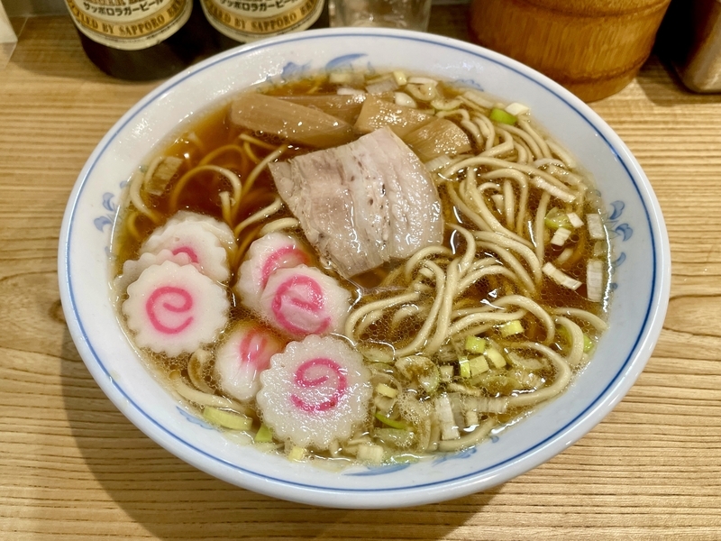 今週のラーメン5836】らーめん 高尾（東京・荻窪）らーめん ナルト