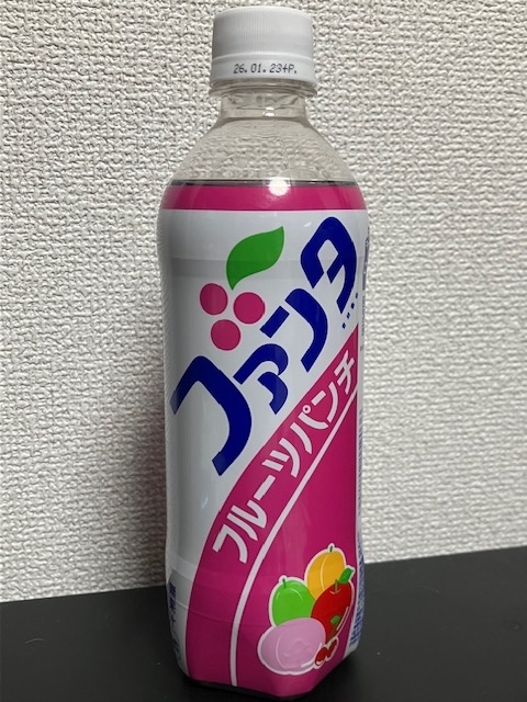 ファンタ フルーツ 日本語(カタカナ)表記パッケージ