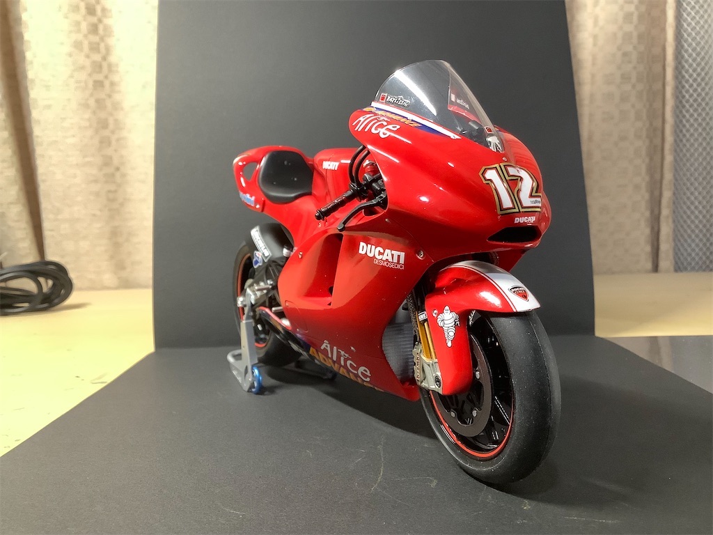 タミヤ デスモセディチ 製作＃4【完成】 - 面倒くさがりがバイクプラモ