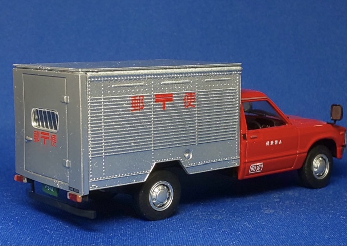 ヤフオクで買ったグリコのおまけトラックにボディー架装2