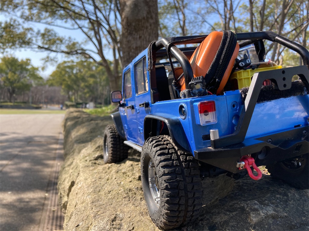 自作1/10のラジコンを作ろう(ワーゲンボディ、scx10、クローラー