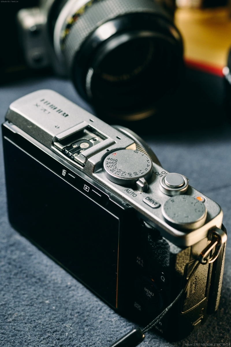FUJIFILM X70 富士フイルム 単焦点レンズ  レア物 富士フイルムのカメラ X70の魅力｜chelsea チェルシー