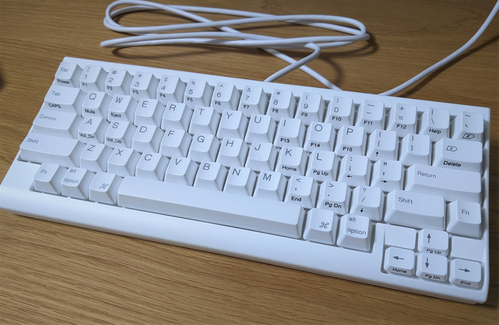 在宅勤務用にMac用の外付けキーボード（HHKB Lite2 for Mac）を導入
