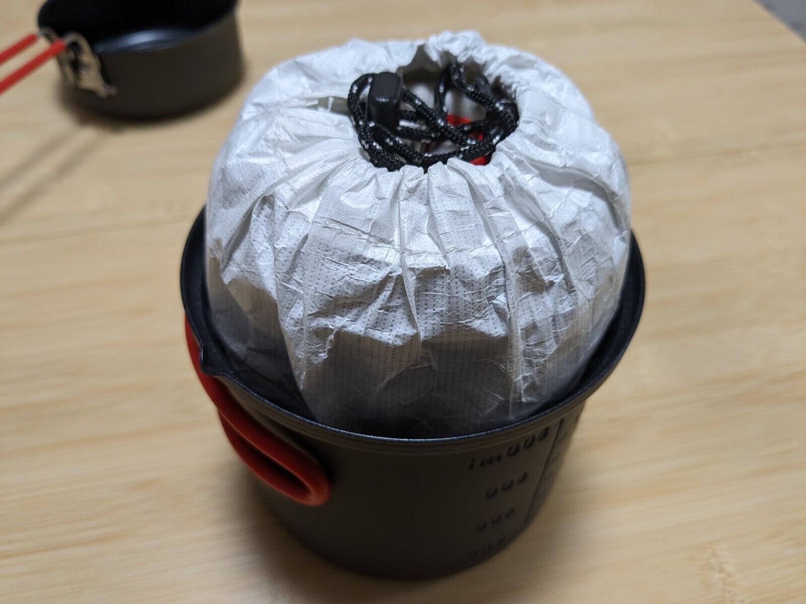 Colemanのパックアウェイソロクッカーセットと、EVERNEWのTi U.L. Solo