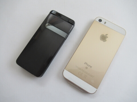 ガラケーからiphoneへの電話帳データの移行 ガラケーからiphoneへの電話帳データの移行