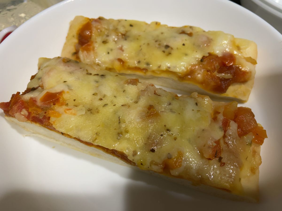 A Pizza from gate gourmet japan