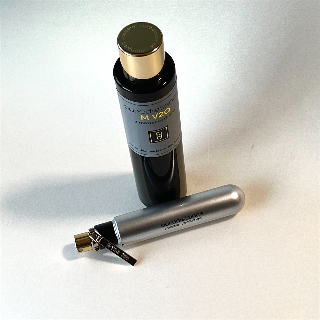 M V2Q (2022), a hard delivery: for your eyes only - La Parfumerie Tanu