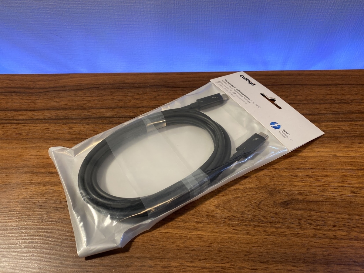 CalDigit Thunderbolt 4(2.0m)購入|かなりデスクがすっきりしま