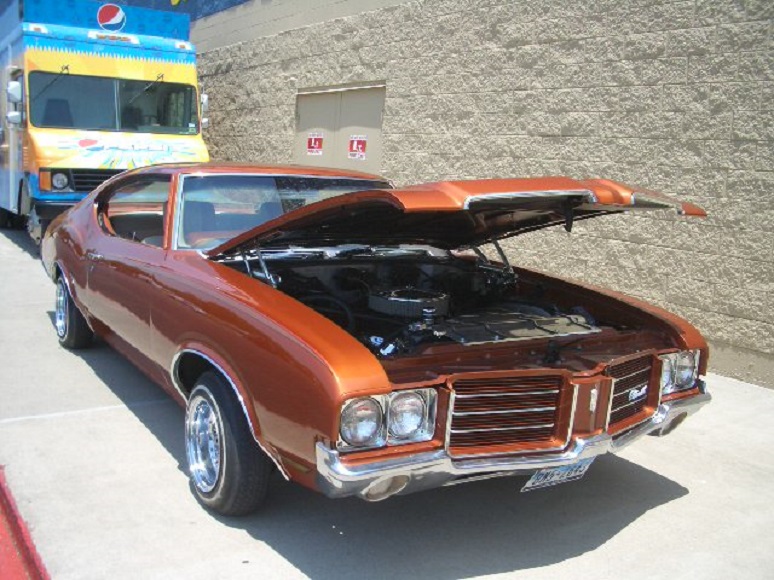 アルタバーク アメリカンな車です。 アルタバーク アメリカンな車です。