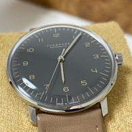 f:id:TimePieceLovers:20200827171536j:plain f:id:TimePieceLovers:20200827171536j:plain