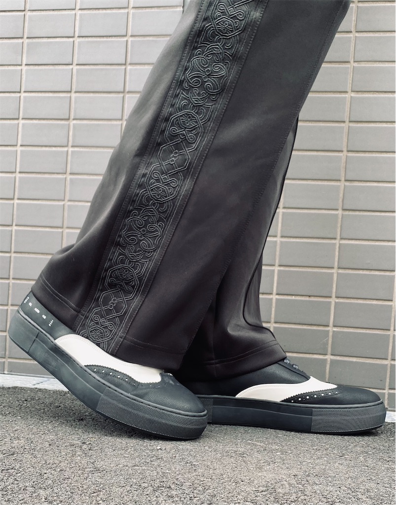 THE CRIMIE ウイングチップスニーカー 28cm 美品 CRIMIE（クライミー） スニーカー WINGTIP SNEAKER / ウィングチップ