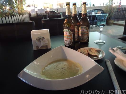 ビエンチャンでメコン川に沈む夕日とラオス最後の晩餐 20150404134719 - ビエンチャンでメコン川に沈む夕日とラオス最後の晩餐