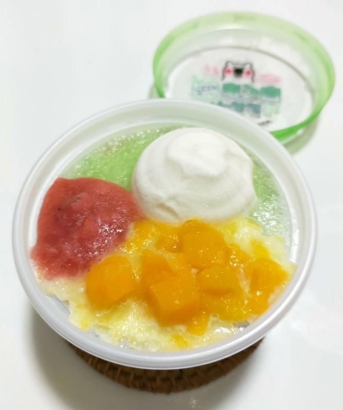 白くまカップアイス三種類を食べ比べ - ともけのゆるりとブログ