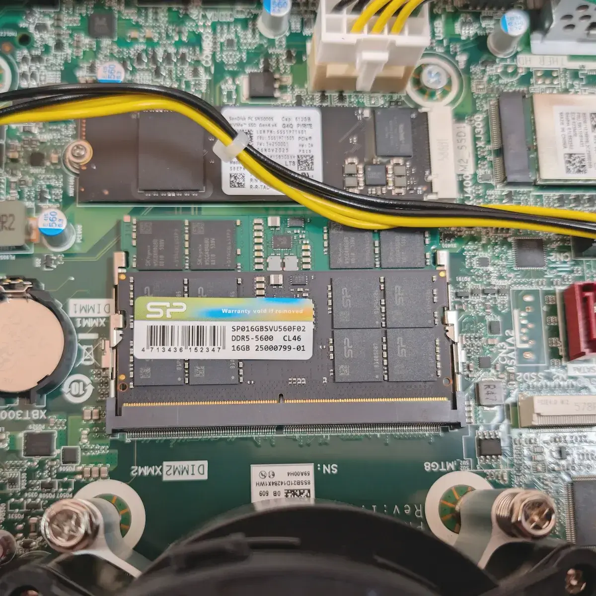 増設したメモリ