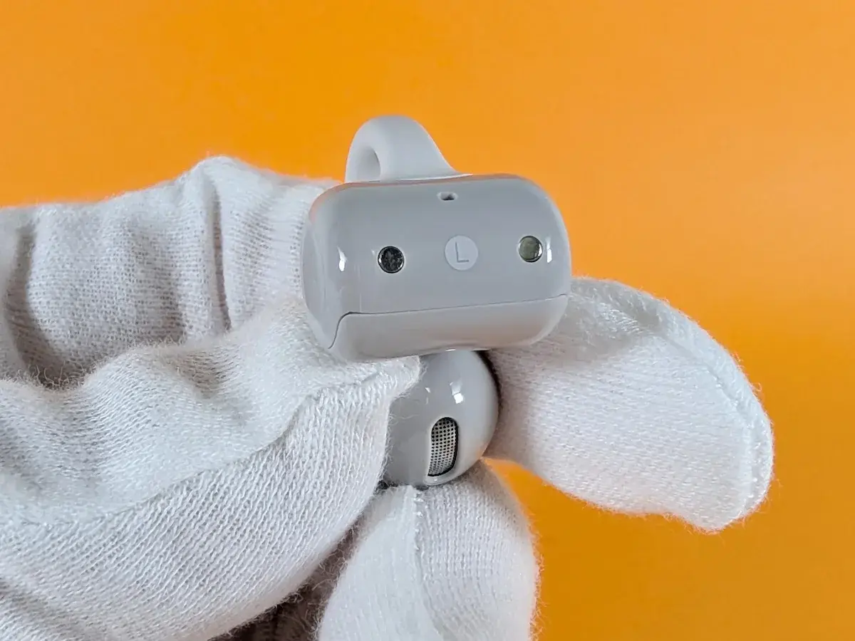 CMF（Nothing）初のイヤーカフ型イヤホン「CMF Clip Pro」実機レビュー 