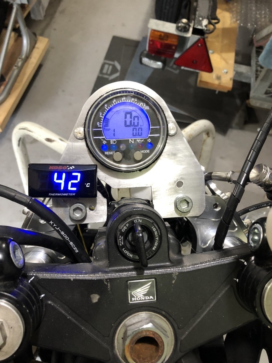 CBR250R(MC41)に水温計つけた - tottetsuketa's diary