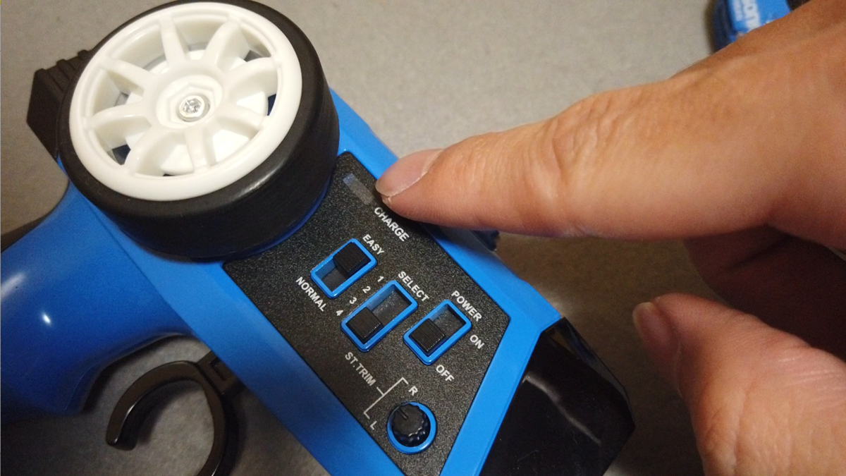 超ハイテクなチョロQラジコンを手に入れた！ - トイラジレーシングのブログ
