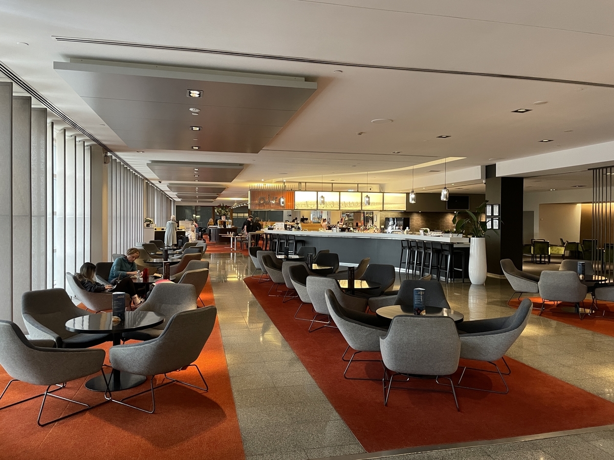 Park Royal Melbourne Airport Restaurant www.usaryuugakuandtravel.com