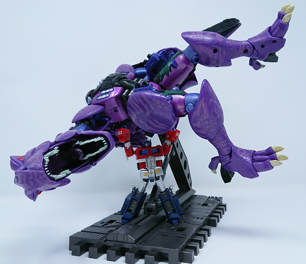 新品未開封 トランスフォーマー MP-43 メガトロン ビーストウォーズ MP-43 メガトロン（ビーストウォーズ）｜トランスフォーマー