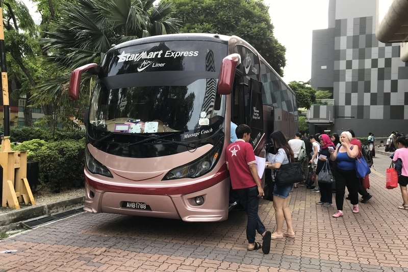ハイデッカー車