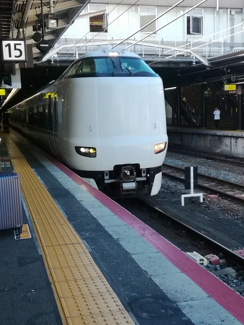 f:id:TsuSUZUKI:20191112054453j:image 特急くろしお