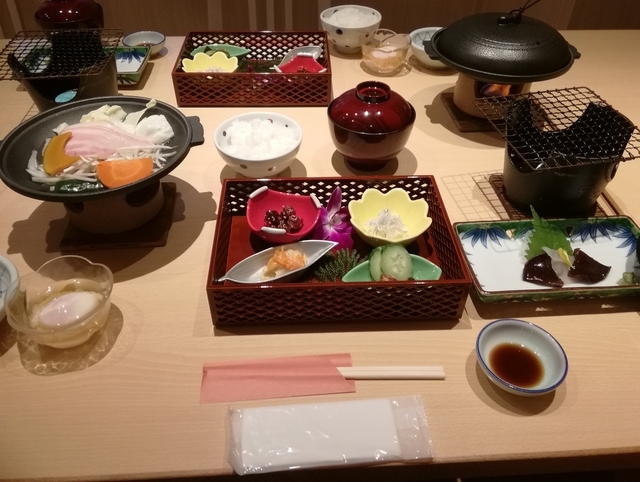 f:id:TsuSUZUKI:20191112054757j:image お宿の朝ご飯