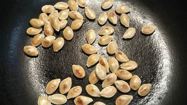 南部鉄　鍋　かぼちゃ　カボチャ 南部鉄器の鍋でかぼちゃを蒸し焼きにする - 膨らまない話。
