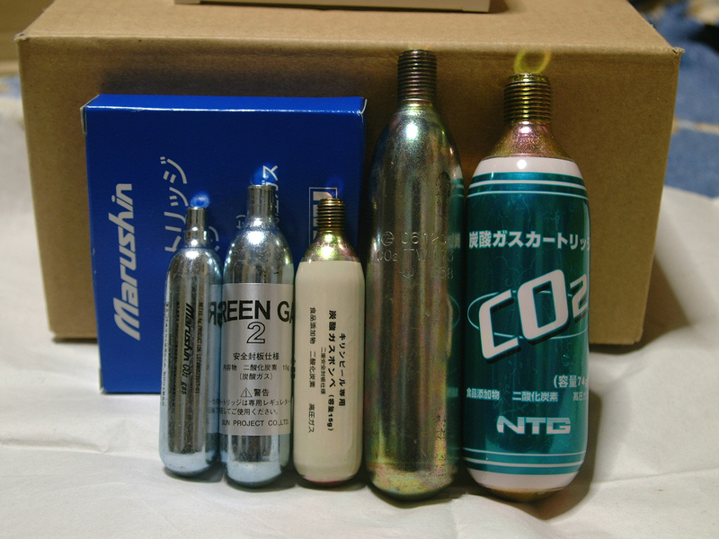 38gボンベ用 co2レギュレーター ネジ規格12-20UNF （38gボンベ用