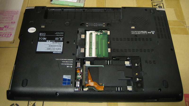 東芝 dynabook Satellite WS754/M 分解清掃 - UAP14475 のブログⅢ