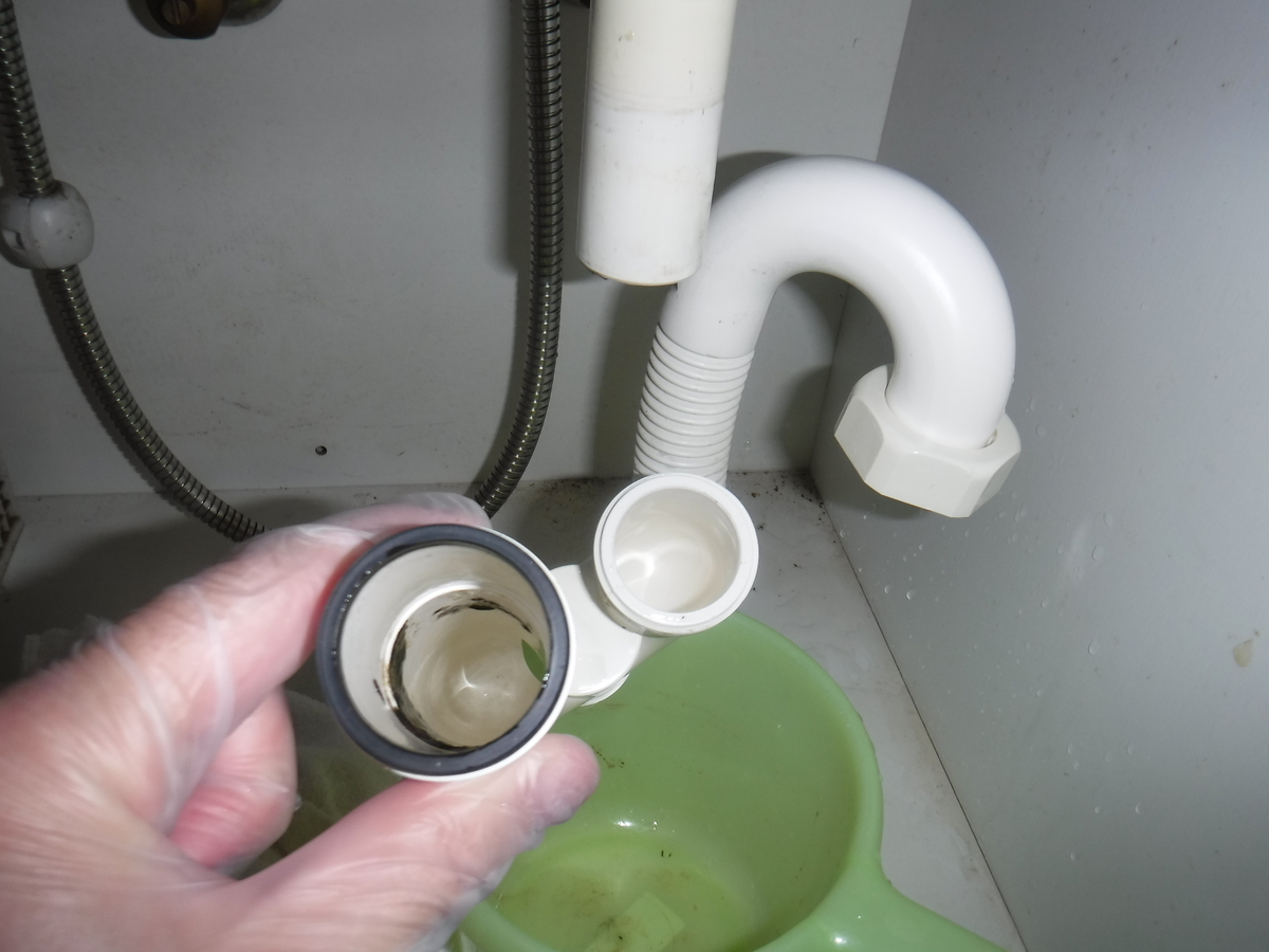 洗面化粧台 排水詰まり修理 - あなたにも出来るかも？水道修理ブログ