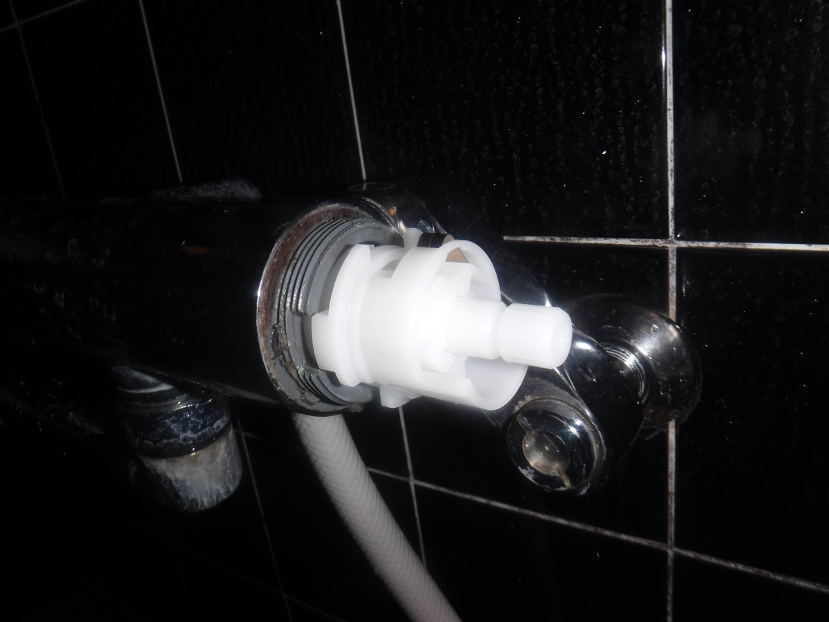 浴室サーモシャワー水栓 水漏れ修理 TOTO TMJ40C3R - あなたに 